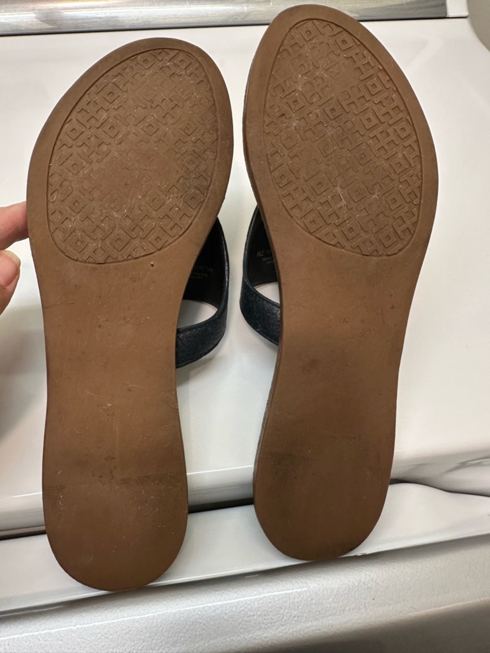 Tory Burch Navy Leather Logo Thong Sandals with Gold Medallions - Picture 6 of 6